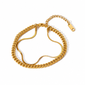 Gouden Jasmijn dubbele armband op witte achtergrond